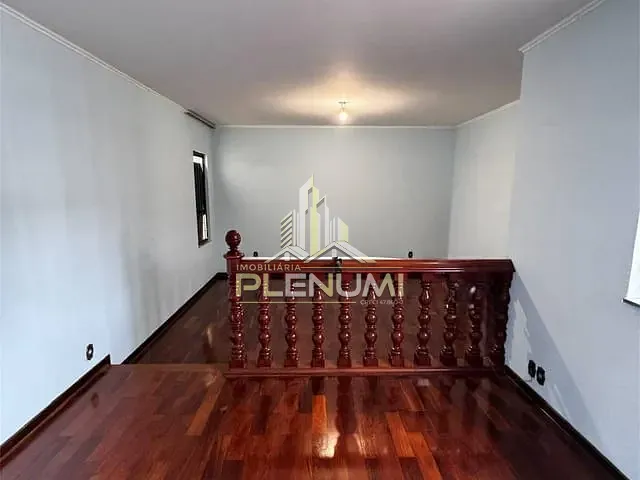 Casa com 250m² 5 quartos e 6 banheiros, à venda, no bairro Saúde em Rio Claro
