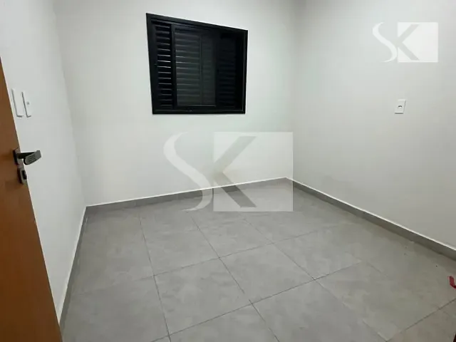 Casa 2 quartos e 2 banheiros, à venda, no bairro Jardim Piazza di Roma em Sorocaba