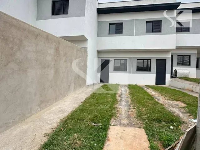 Casa 2 quartos e 2 banheiros, à venda, no bairro Jardim Piazza di Roma em Sorocaba