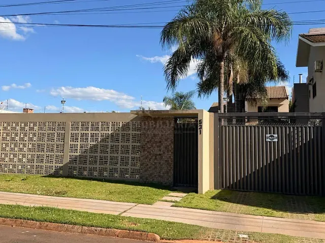 Casa 3 quartos e 1 banheiro, à venda, no bairro CENTRO em Chapadão do Sul
