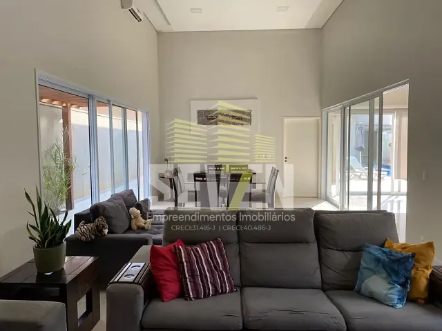 Casa com 525m² 3 quartos e 4 banheiros, à venda, no bairro Jardim Colonial em Bauru