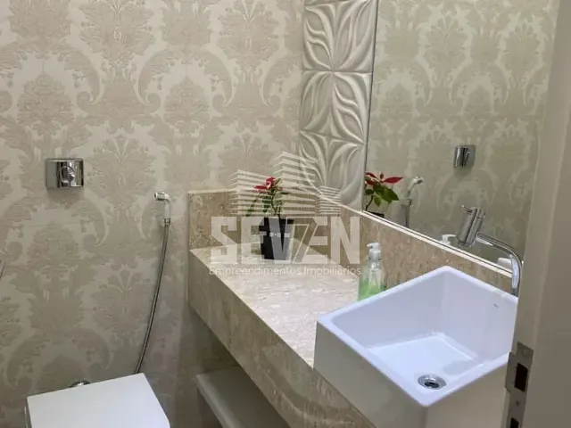 Casa com 525m² 3 quartos e 4 banheiros, à venda, no bairro Jardim Colonial em Bauru