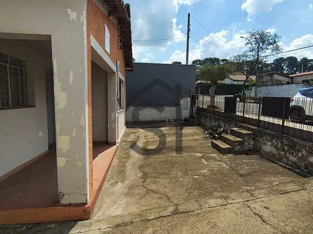 Casa 2 quartos e 2 banheiros, à venda, no bairro Vila Frezzarim em Americana