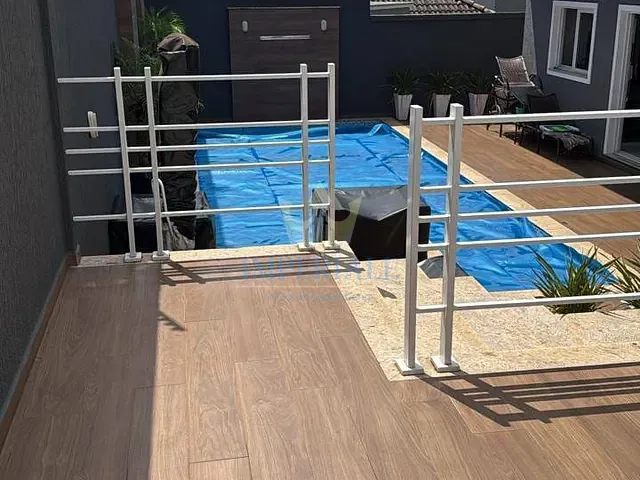 Casa 5 quartos e 6 banheiros, à venda, no bairro Estrela em Ponta Grossa