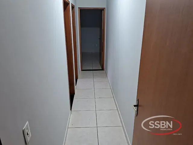 Casa 3 quartos e 1 banheiro, para alugar, no bairro Parque Residencial Klavin em Nova Odessa