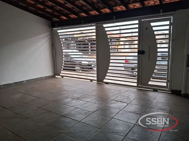 Casa 3 quartos e 1 banheiro, para alugar, no bairro Parque Residencial Klavin em Nova Odessa
