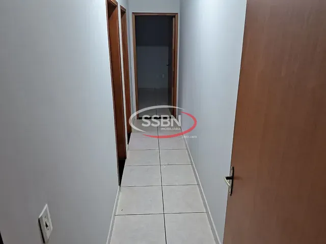 Casa 3 quartos e 1 banheiro, para alugar, no bairro Parque Residencial Klavin em Nova Odessa