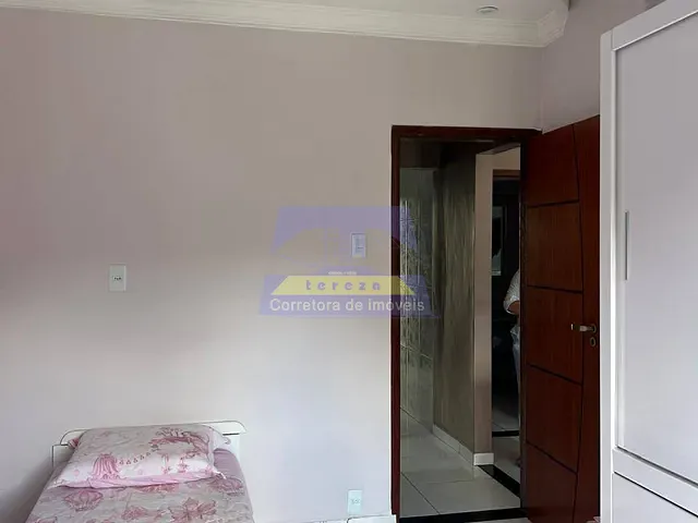 Casa com 200m² 2 quartos e 2 banheiros, à venda, no bairro Machado em Itabira