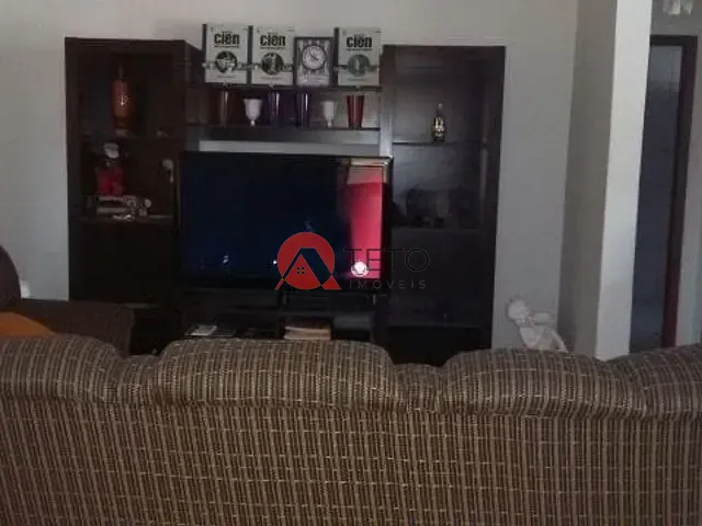 Casa à venda, no bairro JD NOVO OÁSIS em Maringá