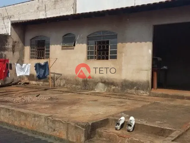 Casa à venda, no bairro JD NOVO OÁSIS em Maringá