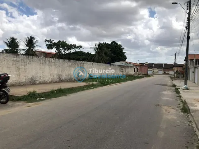 Terreno à venda, no bairro Novo Maranguape II em Maranguape