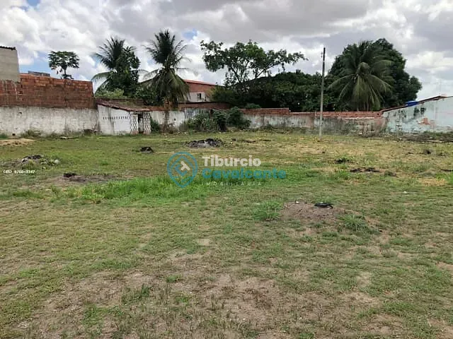Terreno à venda, no bairro Novo Maranguape II em Maranguape