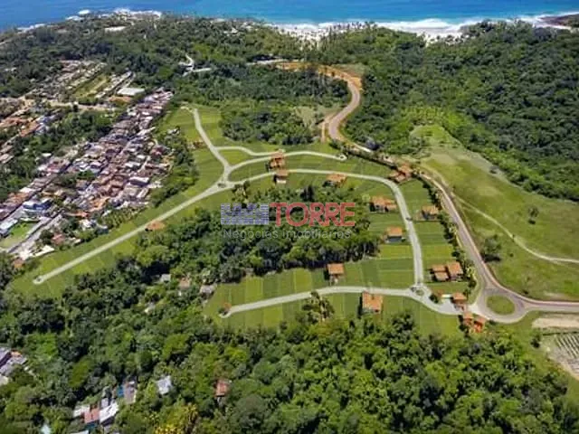 Casa com 406m², à venda, no bairro Centro em Itacaré