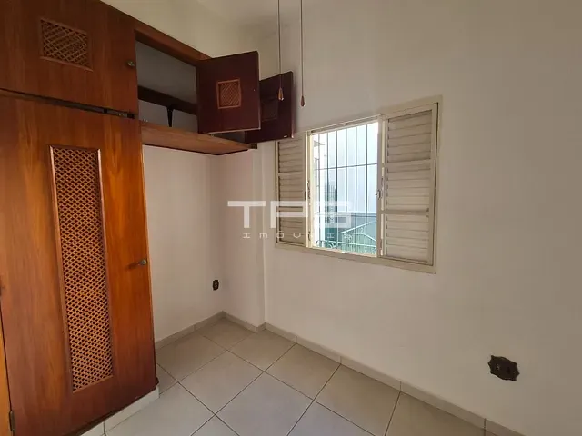 Casa com 387m² 5 quartos e 3 banheiros, à venda, no bairro Centro em Guaratinguetá