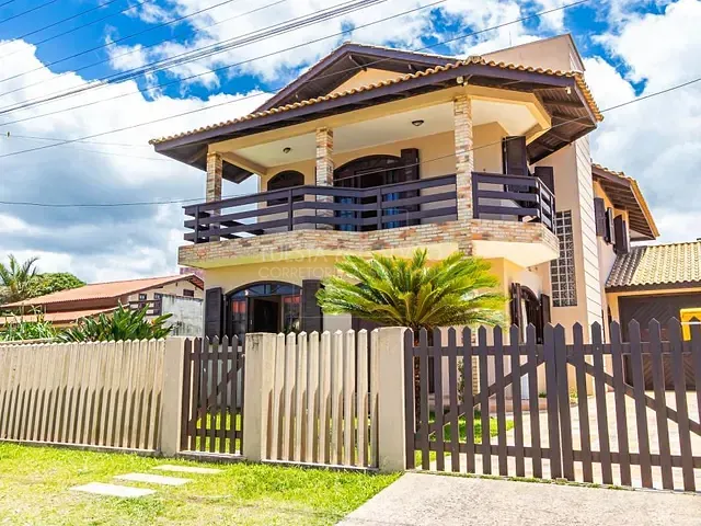 Casa com 304m² 6 quartos e 6 banheiros, à venda, no bairro Itapema do Norte em Itapoa