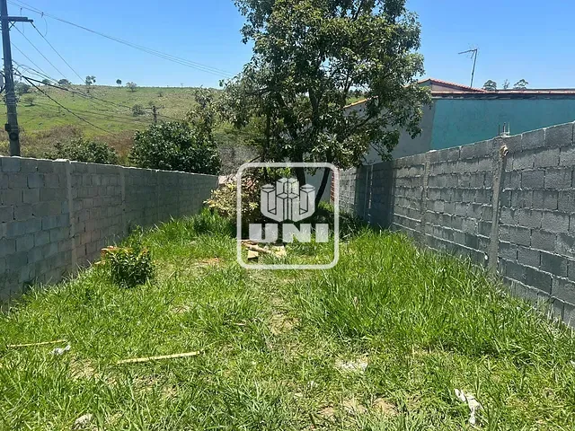 Casa com 223m² 2 quartos e 1 banheiro, à venda, no bairro Jardim Alvorada em Jacareí
