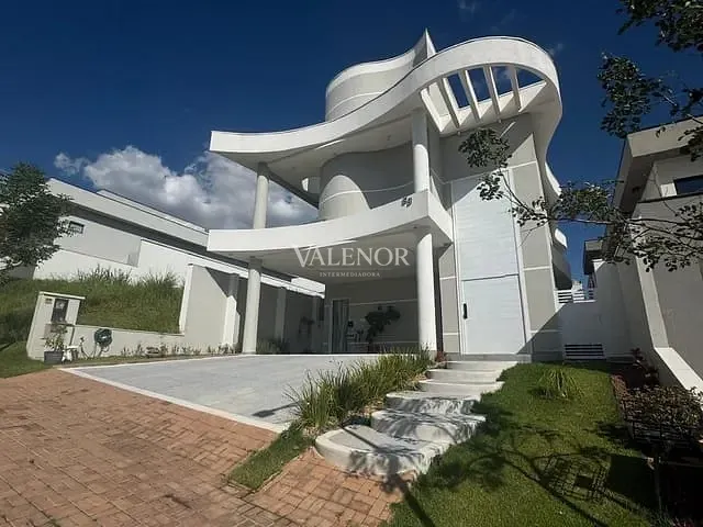 Casa com 360m² 3 quartos e 5 banheiros, à venda, no bairro Loteamento Brisas do Lago em Jundiaí