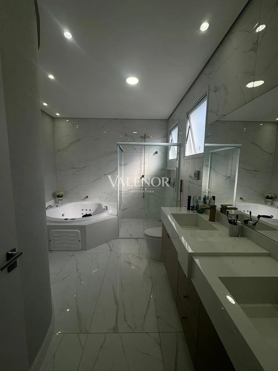 Casa, 3 quartos, 360 m² - Foto 34