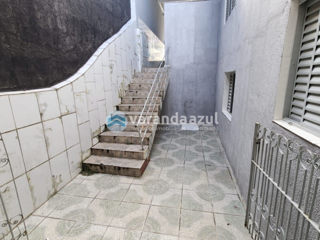 Casa com 60m² 1 quarto e 1 banheiro, para alugar, no bairro Jardim Cecília em Mogi das Cruzes