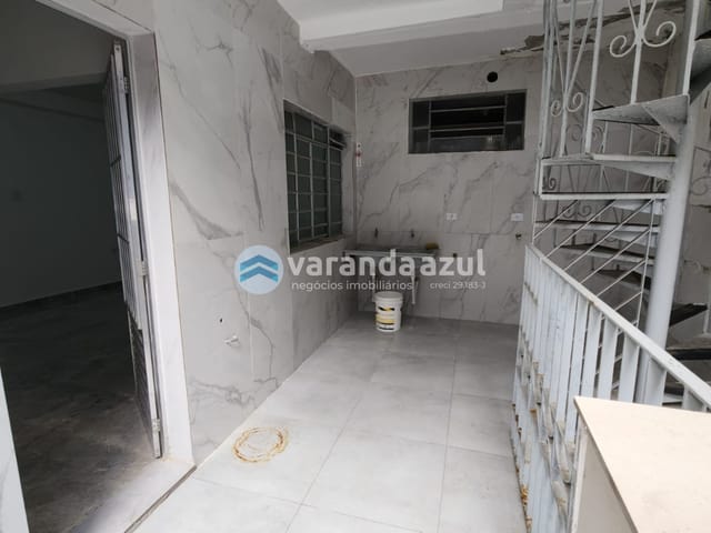 Casa com 60m² 1 quarto e 1 banheiro, para alugar, no bairro Jardim Cecília em Mogi das Cruzes