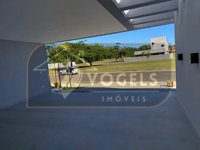 Casa 3 quartos e 4 banheiros, à venda, no bairro Reserva Santa Izabel em Jaguariúna