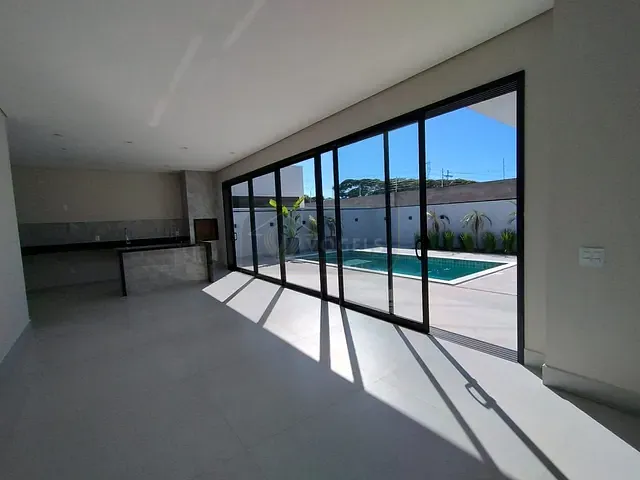Casa 3 quartos e 4 banheiros, à venda, no bairro Reserva Santa Izabel em Jaguariúna
