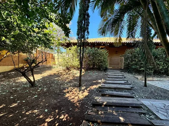 Casa com 720m² 3 quartos e 5 banheiros, à venda, no bairro Jardim São Bento em Campo Grande