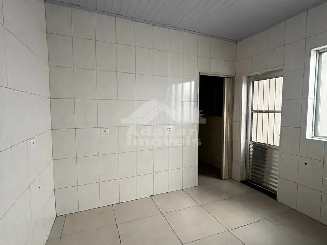Casa com 40m² 1 quarto e 1 banheiro, para alugar, no bairro Vila Nogueira em Diadema
