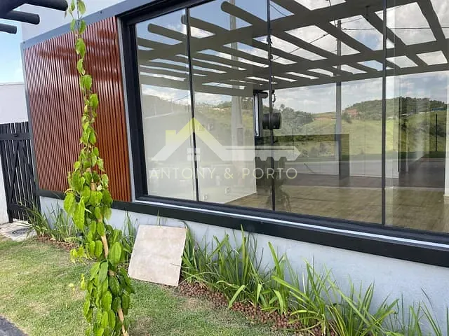 Casa com 301m² 3 quartos e 3 banheiros, à venda, no bairro Morro Grande em Santa Isabel