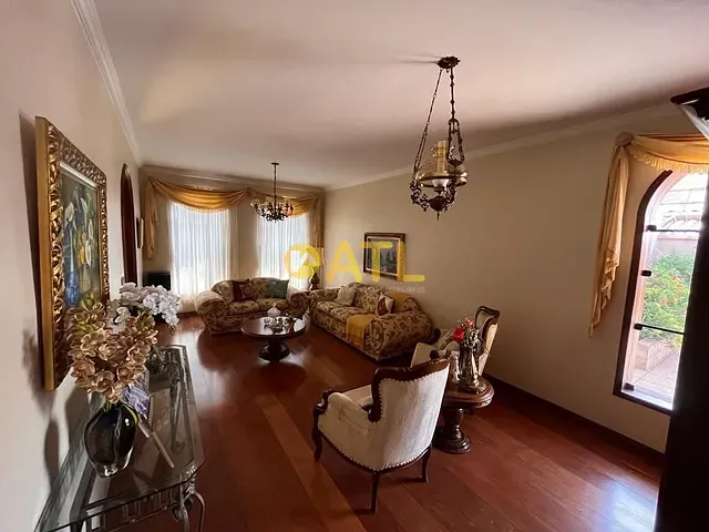 Casa com 398m², para alugar, no bairro Vila Mano em Ourinhos