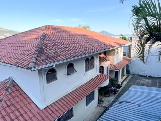 Casa com 900m² 4 quartos e 5 banheiros, à venda, no bairro Saco dos Limões em Florianópolis