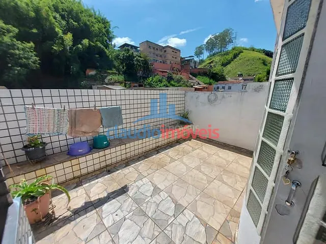Casa 3 quartos e 3 banheiros, à venda, no bairro Centro em Barra Mansa