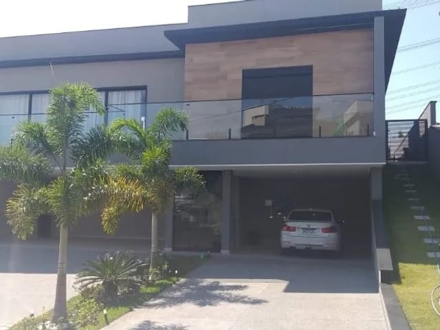 Casa com 560m² 4 quartos e 2 banheiros, à venda, no bairro Cidade Parquelandia em Mogi das Cruzes