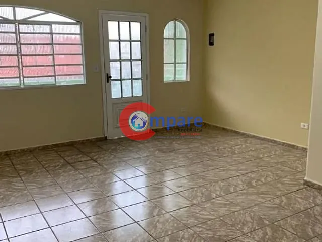 Casa com 125m² 3 quartos e 1 banheiro, para alugar, no bairro Parque Continental II em Guarulhos