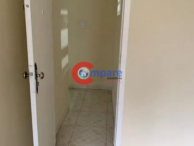 Casa com 125m² 3 quartos e 1 banheiro, para alugar, no bairro Parque Continental II em Guarulhos