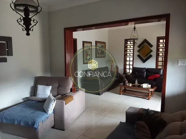 Casa com 500m² 4 quartos e 4 banheiros, à venda, no bairro Boa Vista em Belo Horizonte