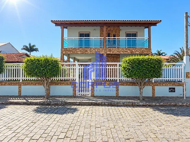 Casa 4 quartos e 3 banheiros, à venda, no bairro Praia Linda em São Pedro da Aldeia