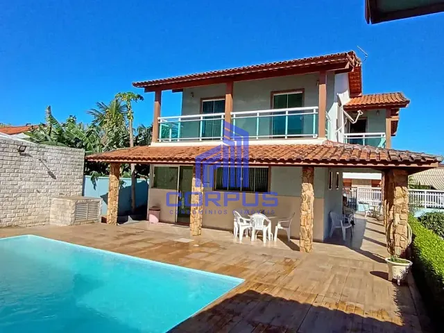 Casa 4 quartos e 3 banheiros, à venda, no bairro Praia Linda em São Pedro da Aldeia