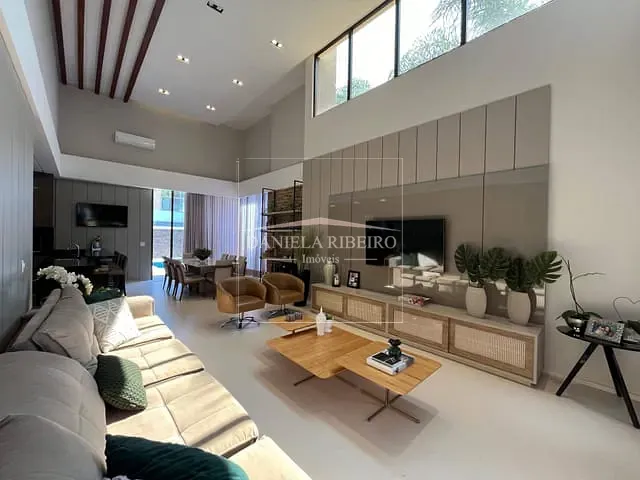 Casa com 419m² 3 quartos e 5 banheiros, à venda, no bairro Vivendas do Arvoredo em Londrina