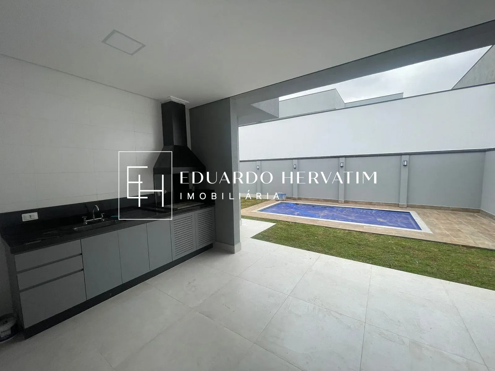 Casa, 3 quartos, 270 m² - Foto 1