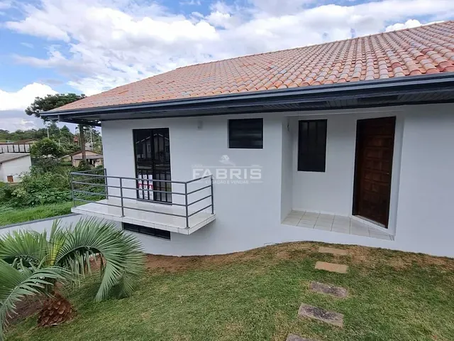 Sobrado com 165m² 3 quartos e 2 banheiros, à venda, no bairro Centro em Campo Largo