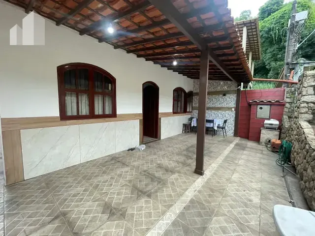 Casa com 140m² 3 quartos e 2 banheiros, à venda, no bairro Ponto Chic em Nova Iguaçu
