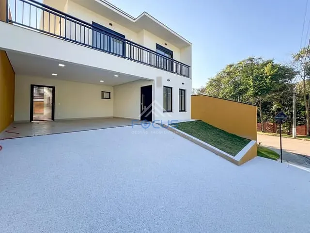 Casa com 250m² 3 quartos e 3 banheiros, à venda, no bairro Parque Cecap em Jundiaí