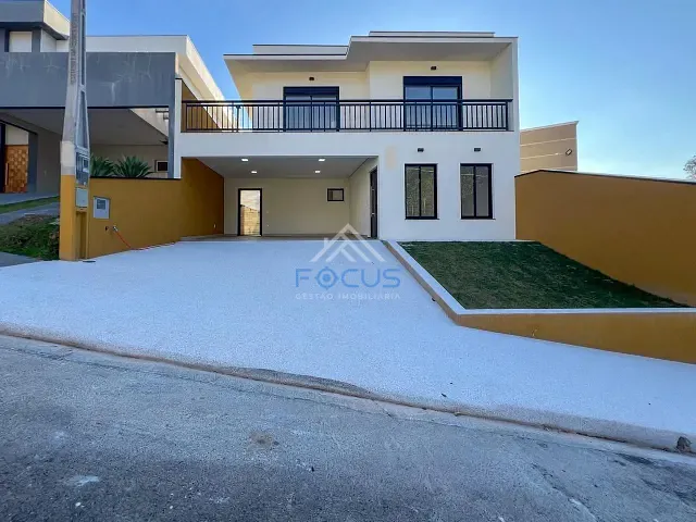 Casa com 250m² 3 quartos e 3 banheiros, à venda, no bairro Parque Cecap em Jundiaí