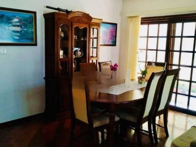 Casa com 250m² 3 quartos e 2 banheiros, à venda, no bairro Urbanova em São José dos Campos
