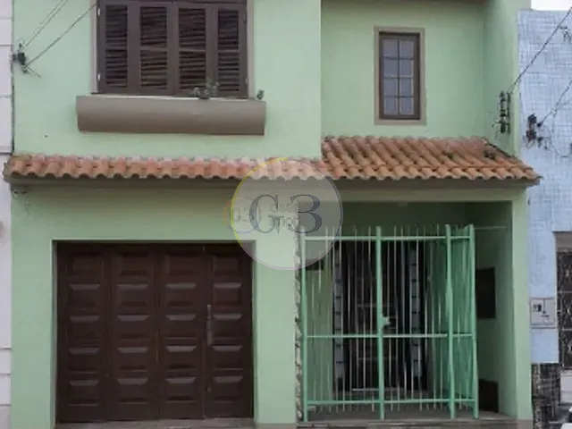 Casa 4 quartos e 5 banheiros, à venda, no bairro Centro em Rio Grande