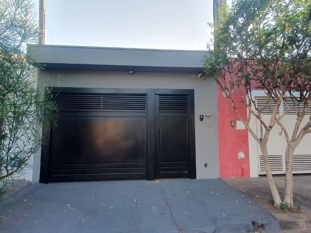 Casa com 125m² 2 quartos e 1 banheiro, à venda, no bairro Residencial Simões em Birigui