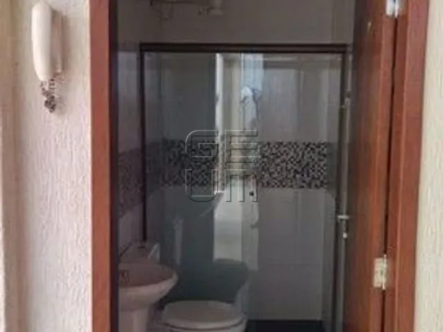 Casa com 500m² 2 quartos e 2 banheiros, à venda, no bairro Colúmbia em Londrina