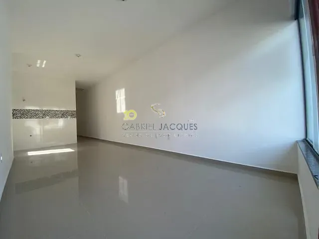 Casa com 180m² 3 quartos e 2 banheiros, à venda, no bairro Forquilhas em São José