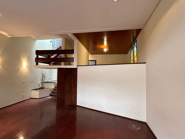 Casa com 422m² 4 quartos e 7 banheiros, à venda, no bairro Jardim Petrópolis em São Paulo